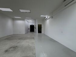 UB. One (D14), Factory #594500321